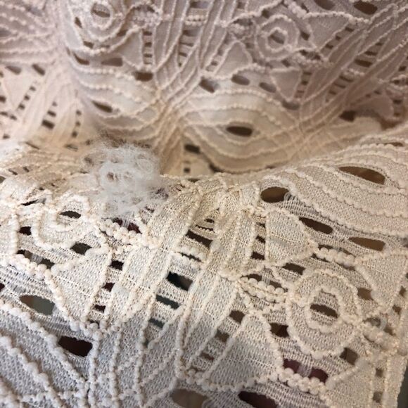 Ronni Nicole pink lace eyelet bell sleeve dress size medium - Picture 14 of 14